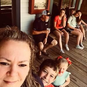 Meet your Posher, Tracy